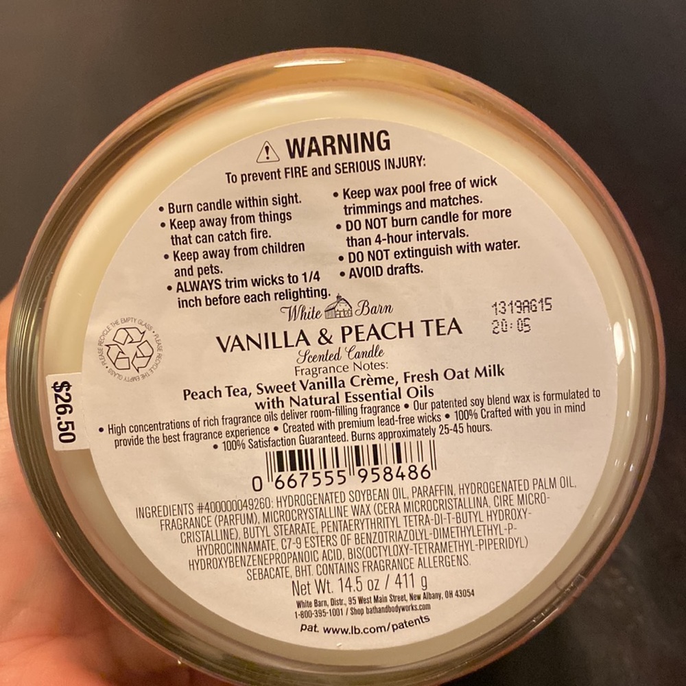 Brand new bath and body works candle - Picture 3 of 3